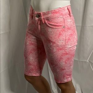 Bermuda short.
